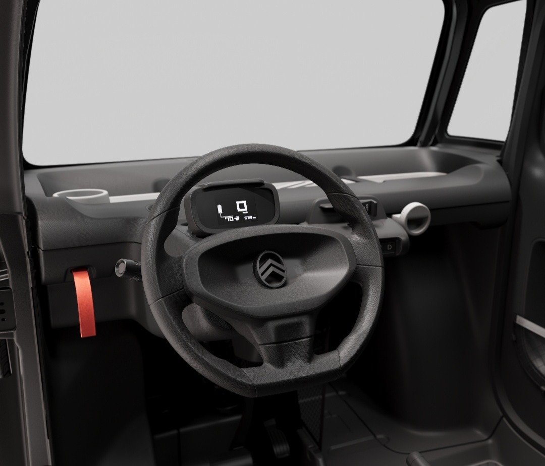 Intérieur de la Citroën AMI Black — Unloc' Toulouse